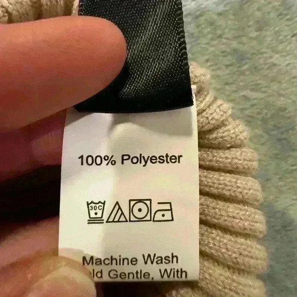 Women’s Tan SHEIN Sweater - Picture 3 of 6